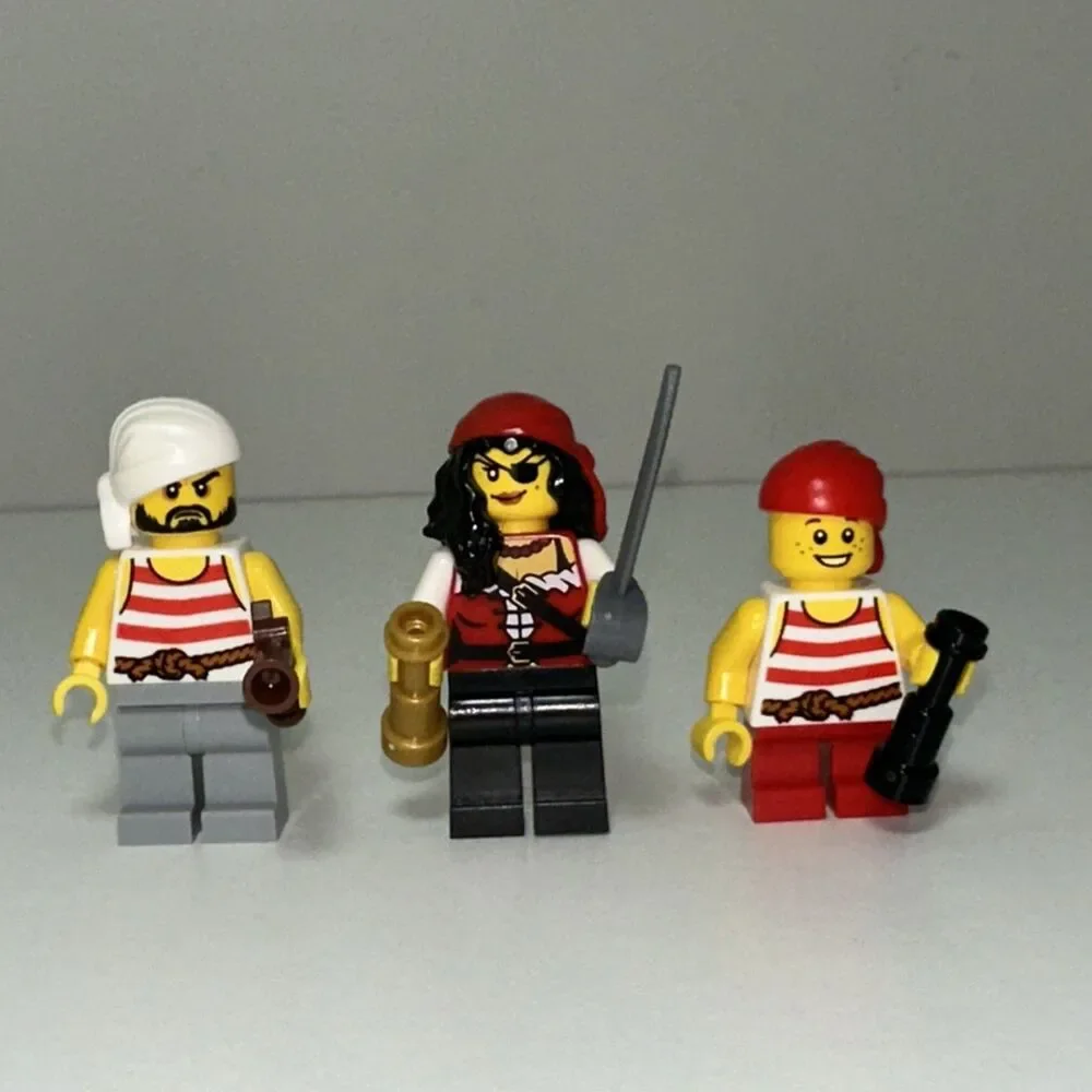LEGO Pirate Princess Minifigure pi165 Pirates III 70411 pi160 pi163 Pirate Boy
